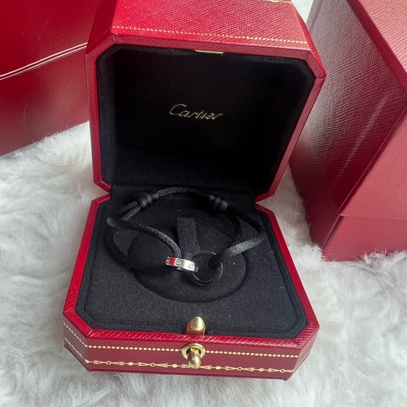 Cartier White Gold & Black Ceramic 4 Diamond
Love Cord Bracelet - Picture 6 of 15